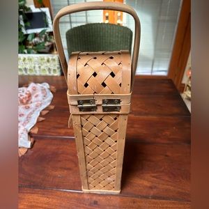 Wine basket carrier storage wide handle  container wicker weaved latched NWT